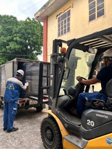 Máy nén khí Hitachi 7.5kw lên đường vận chuyển đến khách hàng